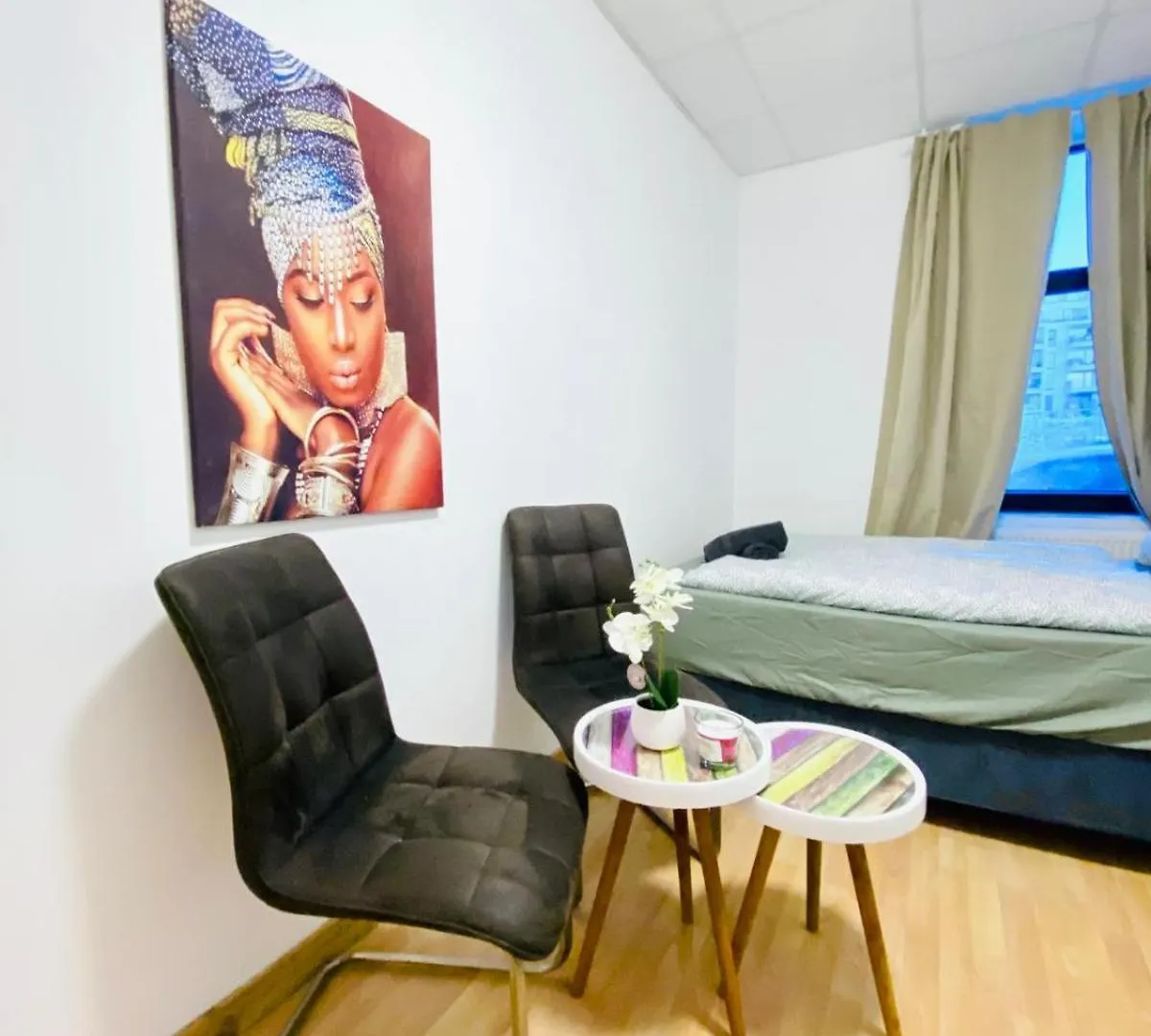 Sweet 3-Bedroom Shared Apartment In A Quiet Neighborhood Bécs