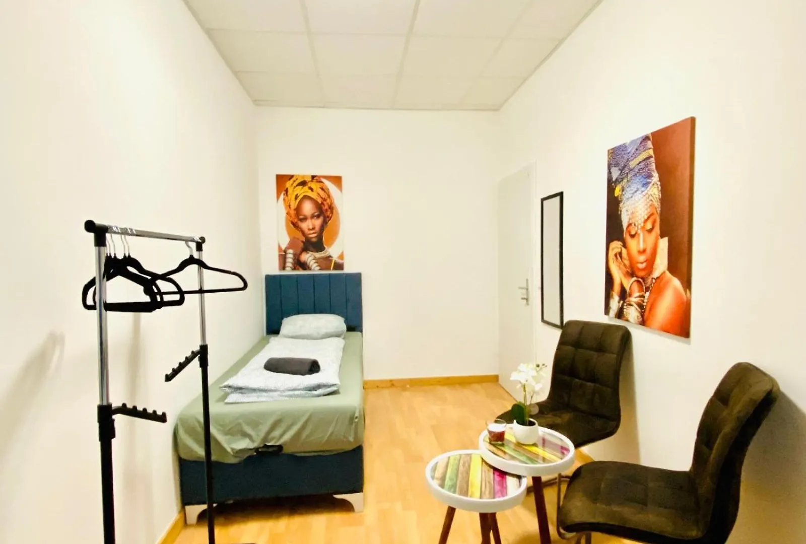 Sweet 3-Bedroom Shared Apartment In A Quiet Neighborhood Bécs