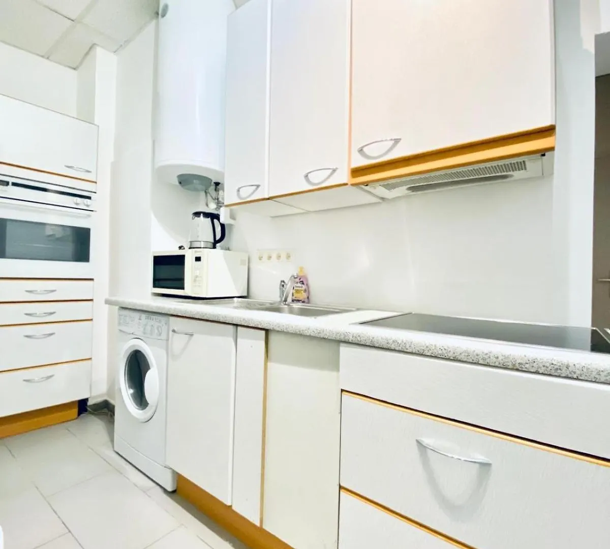 Sweet 3-Bedroom Shared Apartment In A Quiet Neighborhood Wenen
