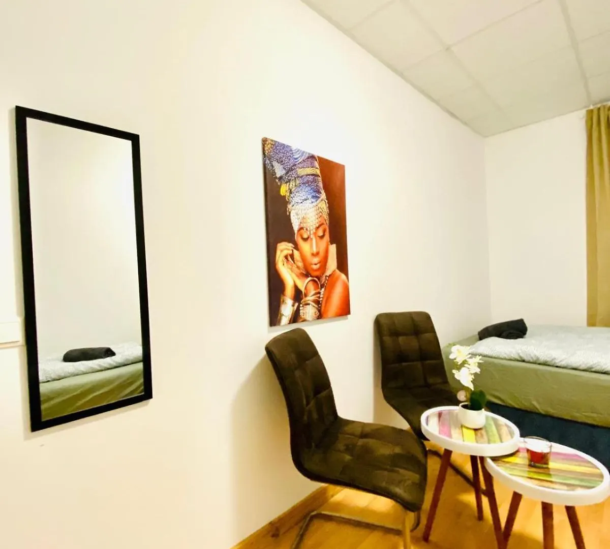Sweet 3-Bedroom Shared Apartment In A Quiet Neighborhood Wenen Oostenrijk