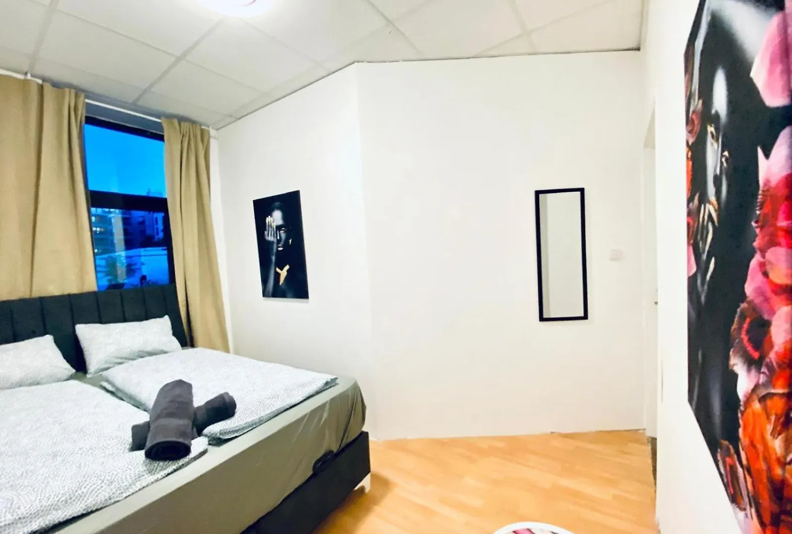 Sweet 3-Bedroom Shared Apartment In A Quiet Neighborhood Vienna 0*,  Austria
